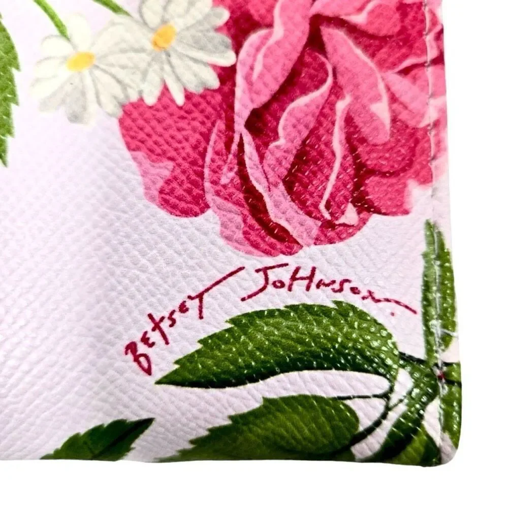NWT Betsey Johnson Pink & White Floral Bohemian Wristlet around Gold Zip Wallet